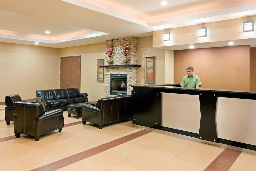 La Quinta Inn By Wyndham West Long Branch Nj Shore Area Exterior photo